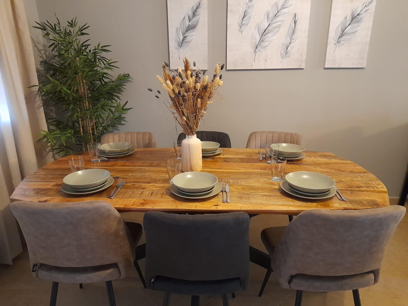 Eettafel in Villa Renes